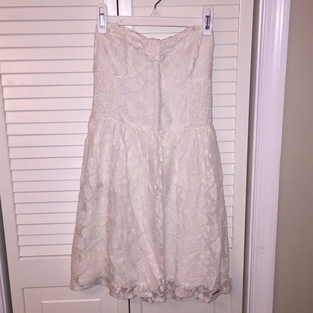 Abercrombie & Fitch white floral dress